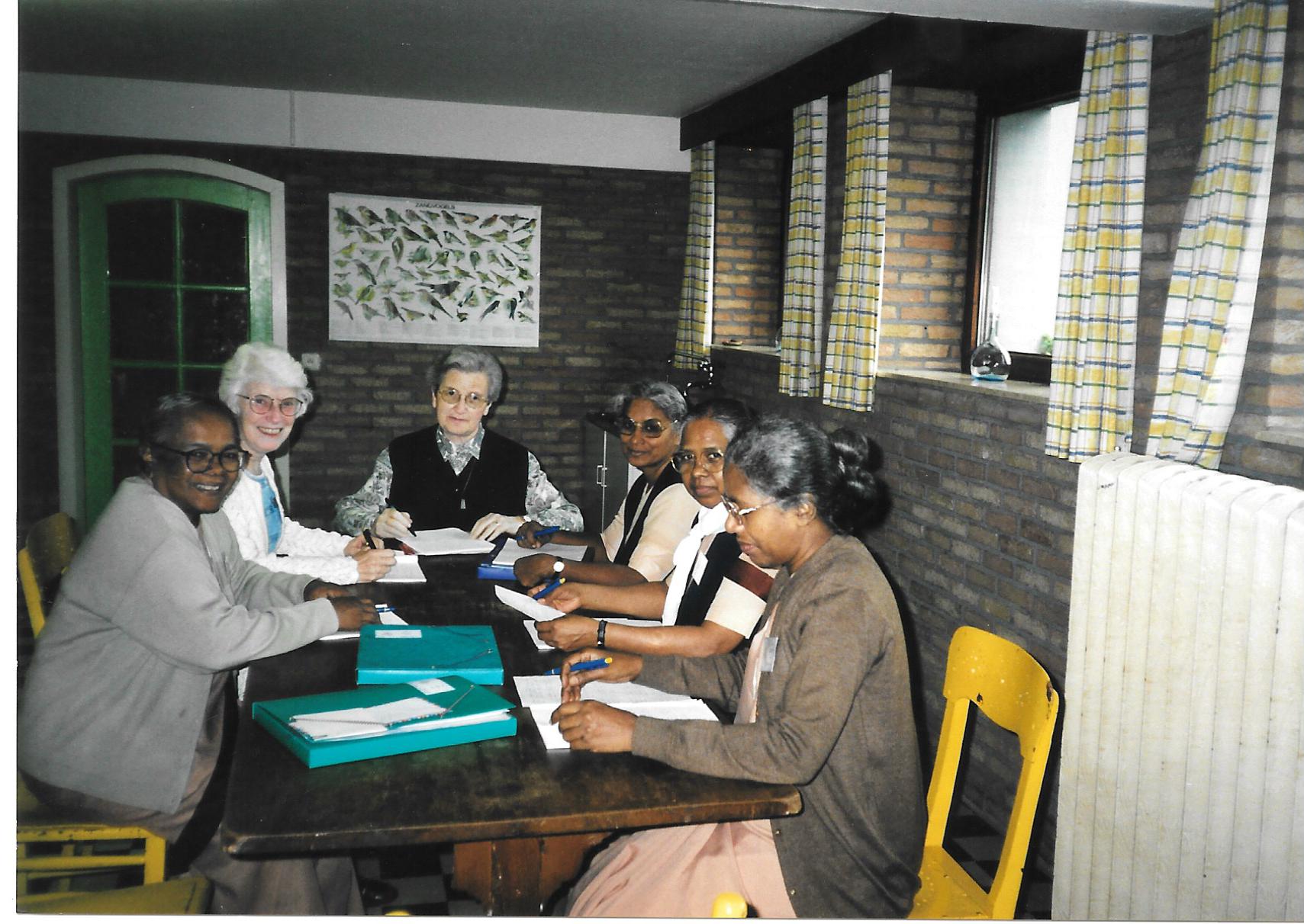 11 delegates at group work